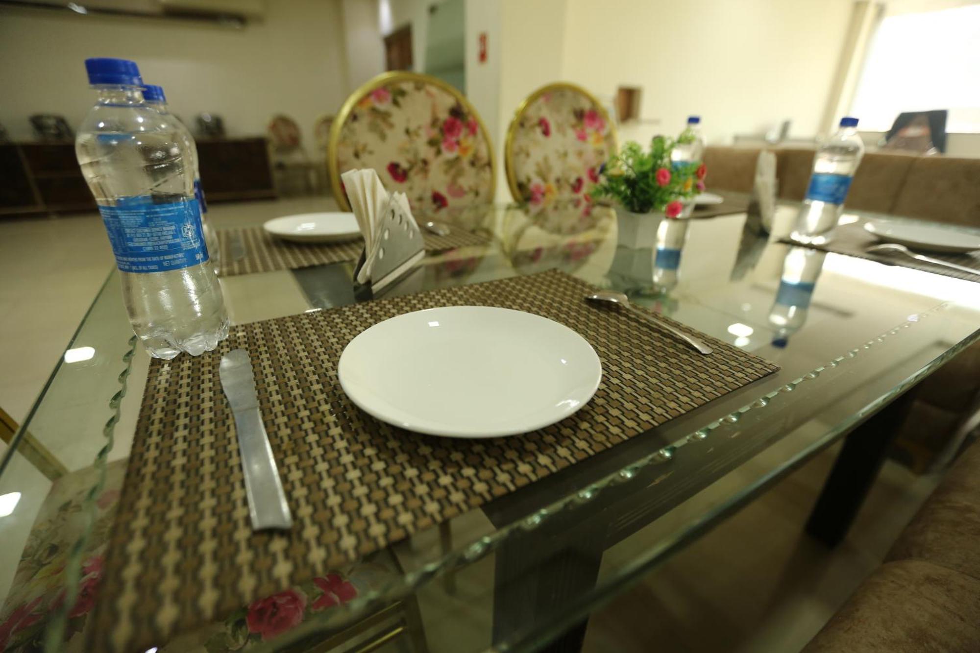 אגרה 24 Hotel & Resort מראה חיצוני תמונה